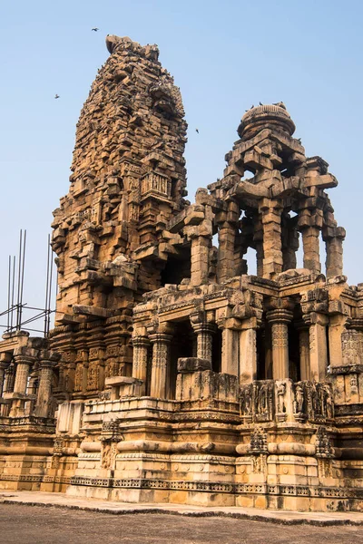 Sihoniya, Madhya Pradesh, Hindistan - 27 Kasım 2019: 11. yüzyıl Shiva Tapınağı Kakanmath kalıntıları. 