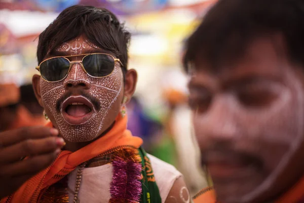 Gujarat Índia Março 2017 Homem Tribo Rathwa Participa Suas Tradicionais — Fotografia de Stock