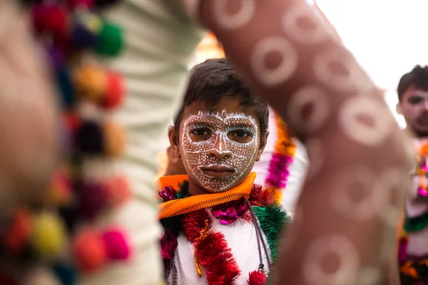 Gujarat Índia Março 2017 Homem Tribo Rathwa Participa Suas Tradicionais — Fotografia de Stock