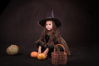 Küçük tatlı cadı