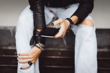 Genç Eller yakın çekim