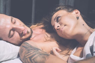 Birbirine aşık çiftler. 