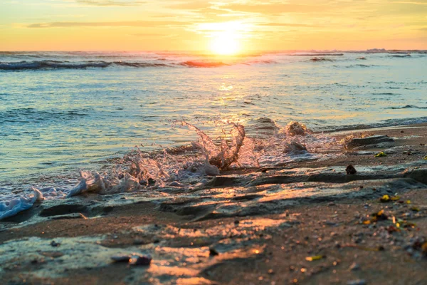 Krásný západ slunce na oceánu — Stock fotografie