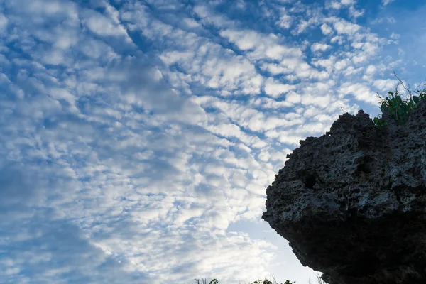 Cloce Rock ve okyanus — Stok fotoğraf