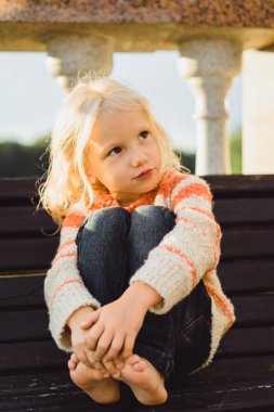 şirin İspanyol ve Latin kız 