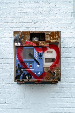 New York sokakları, mimari, grafiti, şehir sakinleri..