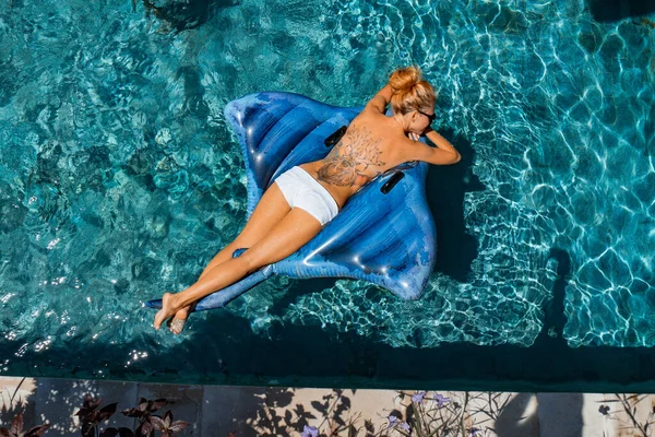 Young Woman Pool Inflatable Mattress — Stock fotografie