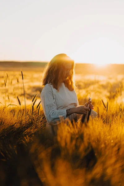 Young Beautiful Woman Long Blond Hair White Dress Wheat Field — Stock Photo, Image