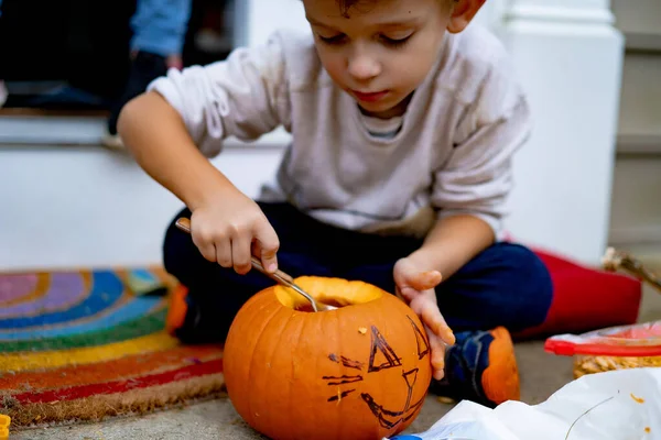 Little Boy Child Pumpkin Jack Halloween Child Carves Lamp Jack — Stock Photo, Image