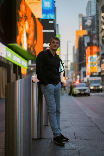 New York Manhattan Times Square Jovem Turista — Fotografia de Stock