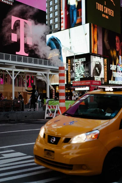 New York Manhattan Times Square Banners Publicitários — Fotografia de Stock