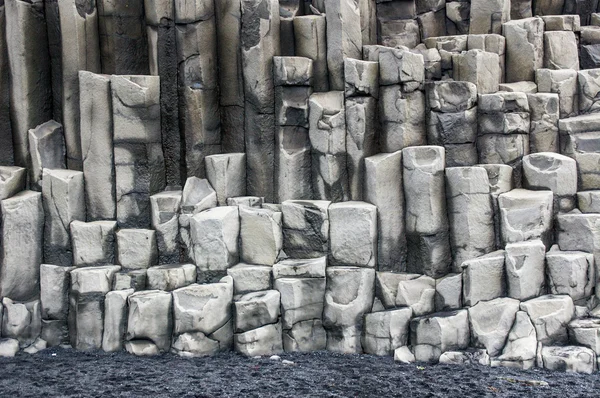 Blocos de pedras verticais — Fotografia de Stock