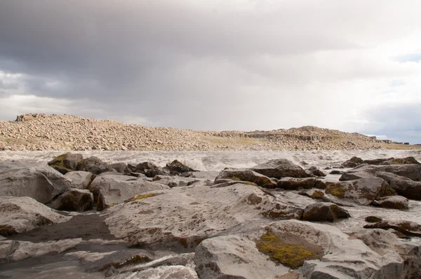 바위, 강, 구름 — 스톡 사진
