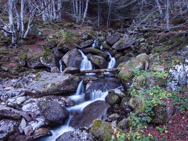 Waterfall with rocks — Stock Photo, Image