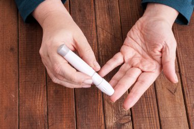 Kan şekeri düzeyini sınama