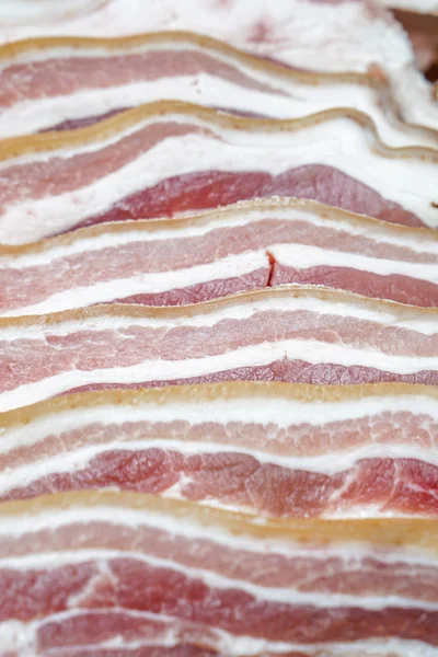 Çiğ jambon, füme domuz eti