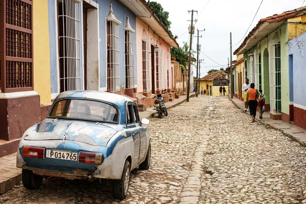 Rua no centro de Trinidad, Cuba — Fotografia de Stock