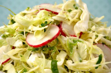 taze yaz lahana salatası