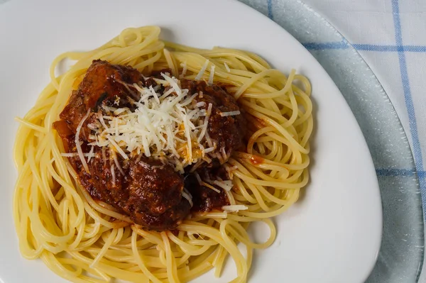 Pâtes et boulettes de viande — Photo