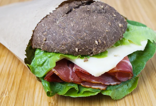 Ham and cheese sandwich — Stock Photo, Image