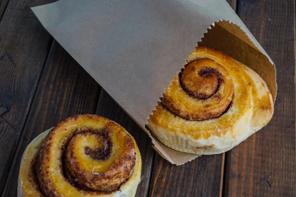 Tasty cinnamon buns — Stock Photo, Image