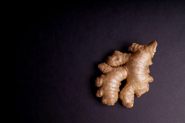 Fresh healthy ginger Root — Stock Photo, Image