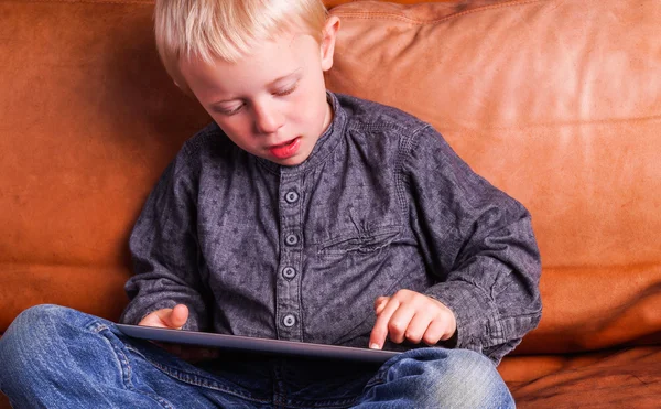 Child with Digital tablet — Stock Photo, Image