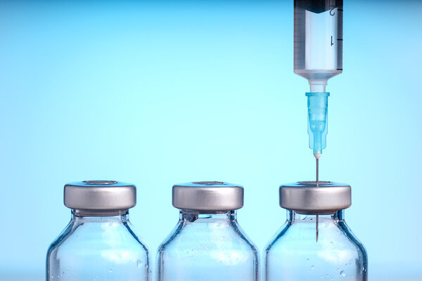 Medical vials and Syringe Royalty Free Stock Images