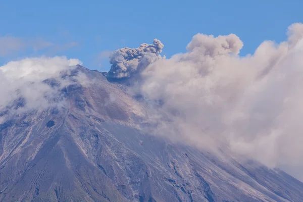 Explosão de Tungurahua — Fotografia de Stock