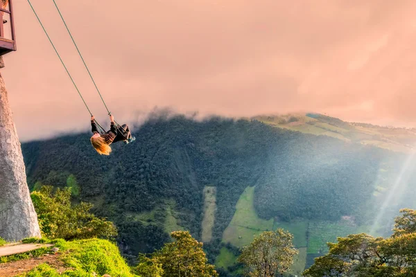The Swing At The End of the World, Ecuador — стоковое фото