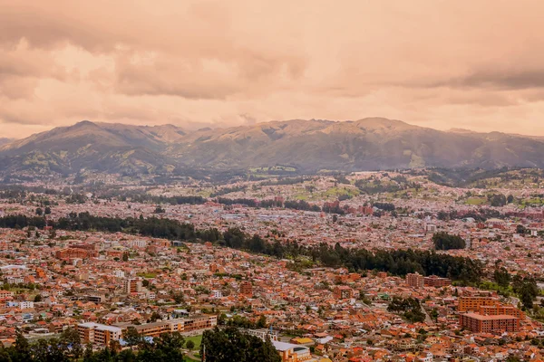 Vista aérea de la ciudad de Cuenca, Ecuador — Foto de Stock