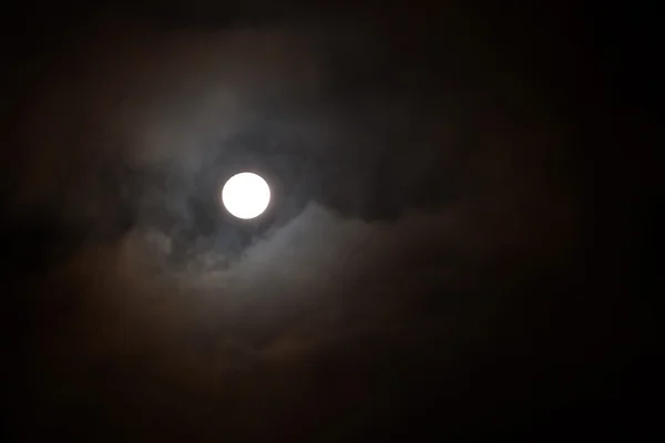 Лунный свет, кровавая луна, октябрь 2014 — стоковое фото