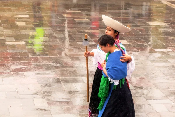 Women Is Honoring The Inca Deity — Stock Photo, Image