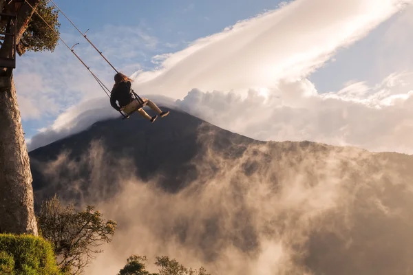 Esnek bir yolculuk alarak beyaz kız