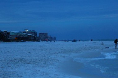 Florida 'da gün batımında plaj