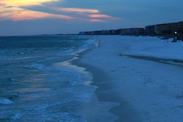 Florida 'da gün batımında plaj