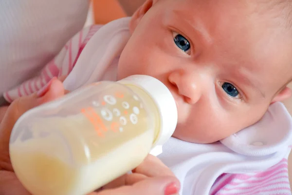 Baby and bootle — Stock Photo, Image