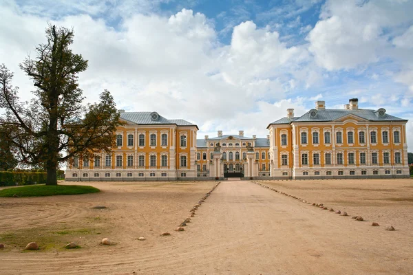 Rundale Palace, Letónia . — Fotografia de Stock