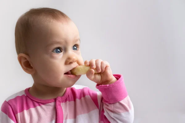 Patrycja con merenda croccante di mais — Foto Stock