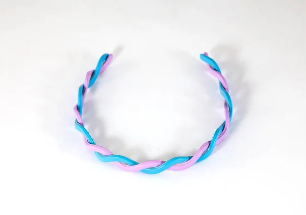 Bracelet Plastique Coloré Sur Fond Blanc — Photo