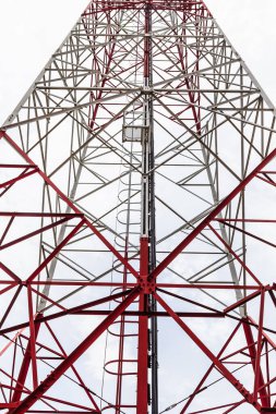 Telefon ve internet kuleleri, 4G, güzel gökyüzü olan 5G.