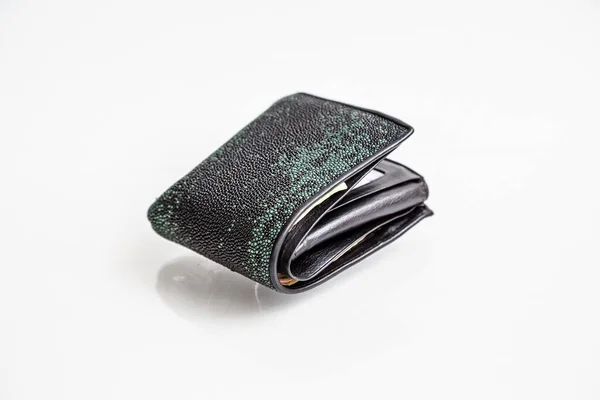 Siyah deri cüzdan.