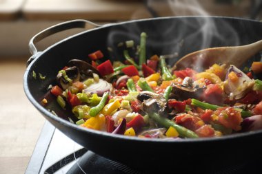 karışık sebze wok, buğulaması Asya tarzı yemek