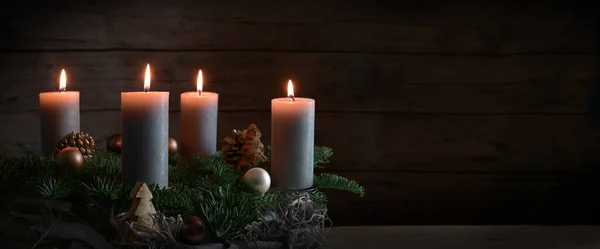 Four Burning Candles Advent Wreath Fir Branches Christmas Decoration Dark — Stock Photo, Image