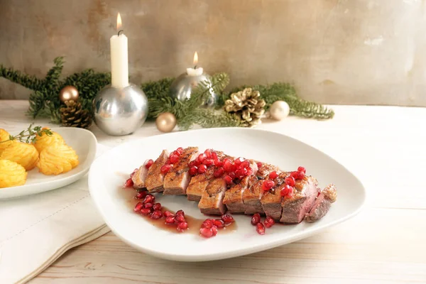 Festive Holiday Meal Roasted Duck Breast Pomegranate Seeds Duchess Potatoes — Stock Photo, Image