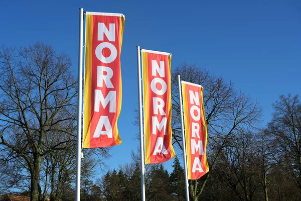 Ratzeburg Německo Ledna 2021 Reklamní Vlajky Logem Supermarketu Norma Proti — Stock fotografie