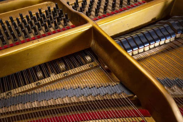 Vista Alla Meccanica All Interno Vecchio Pianoforte Coda Martello Dal — Foto Stock