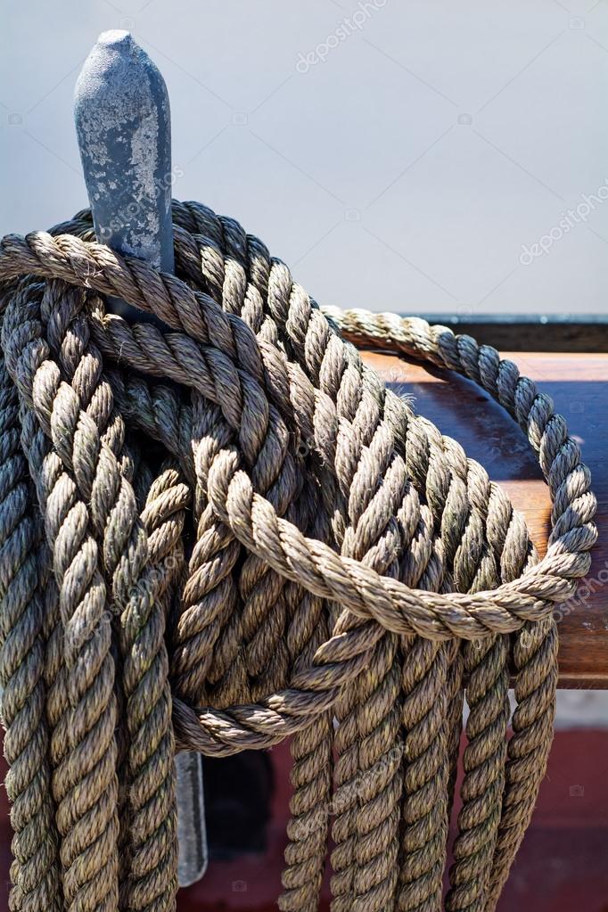 Ropes on an ancient sailing vessel — Stock Photo © fermate #74038733