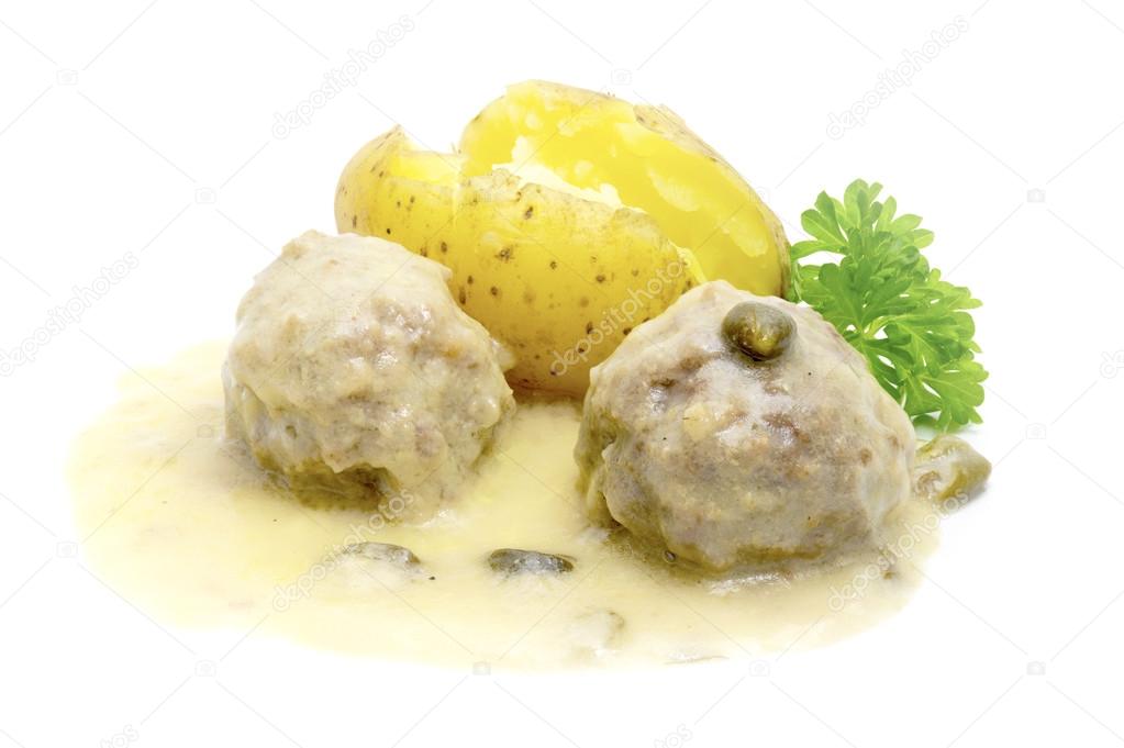 Meatballs in a white sauce with capers and potatoes, Koenigsberg