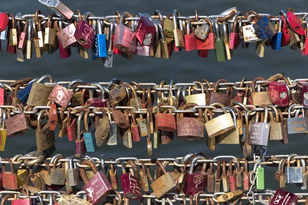 Love locks on a bridge — Stock Photo, Image